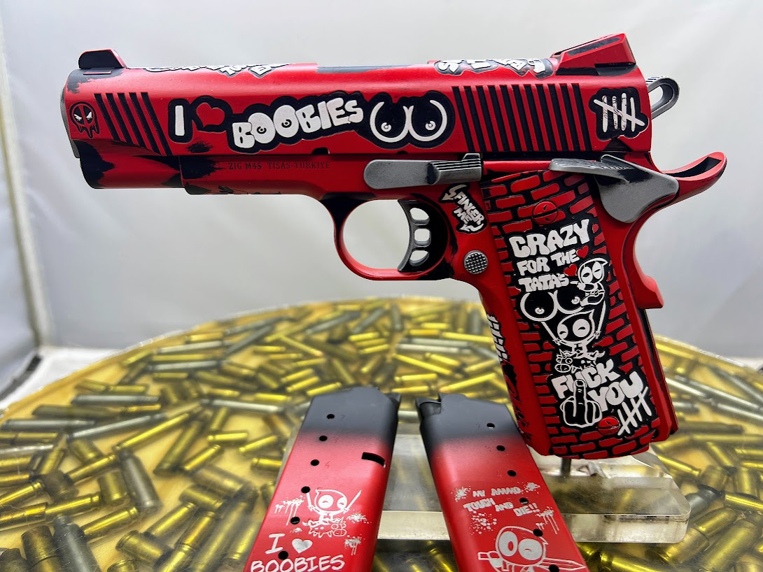 Red/Black 1911 Commander