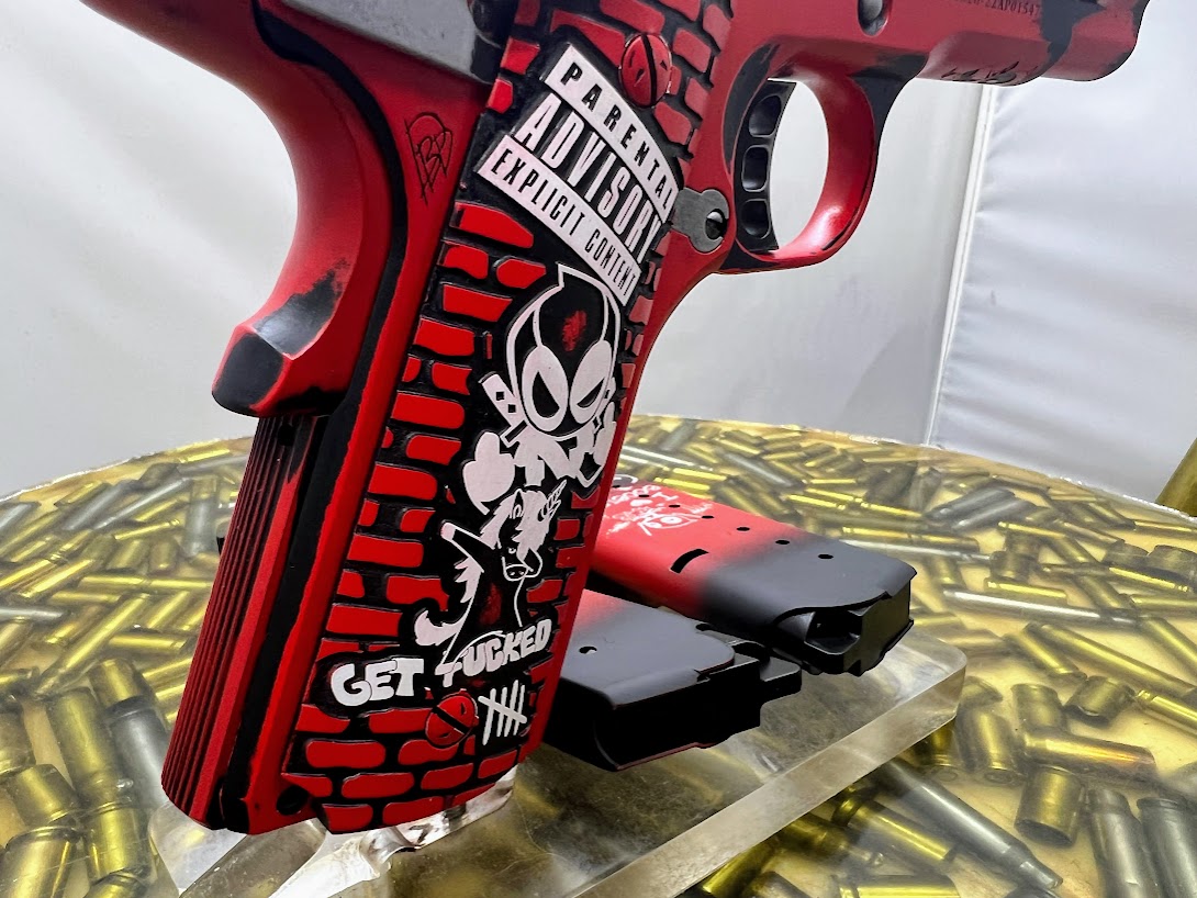 Red/Black 1911 Commander