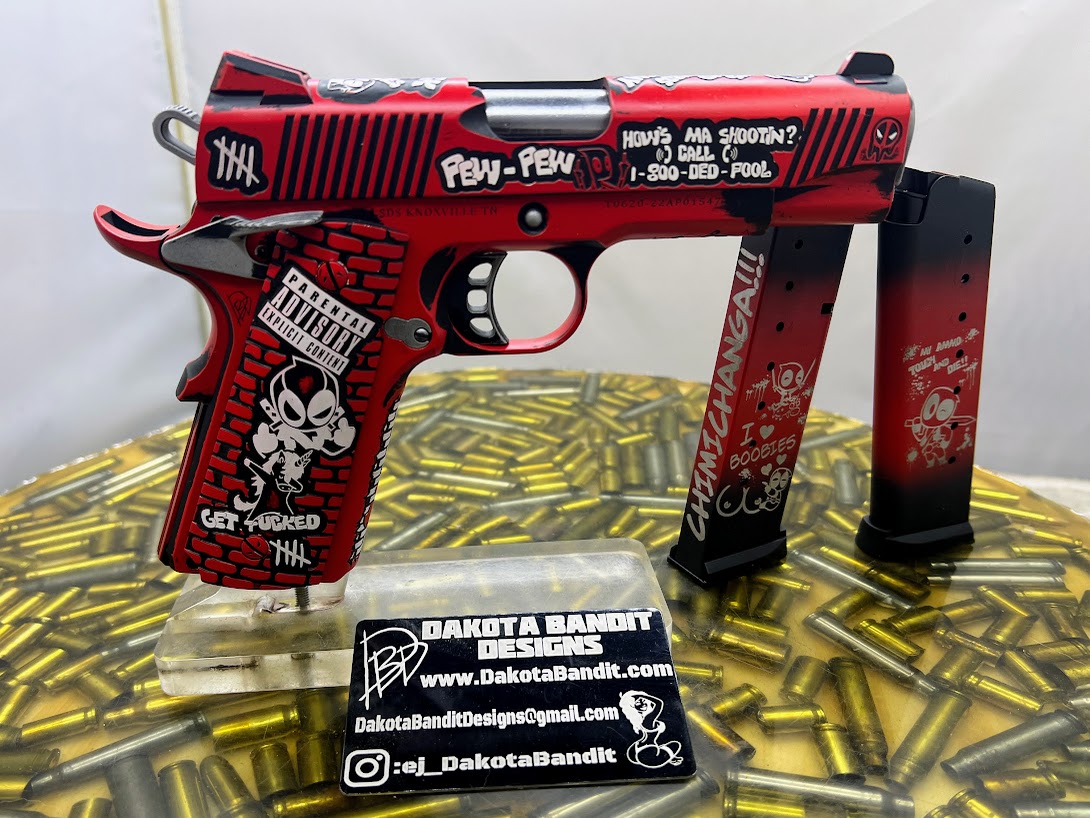 Red/Black 1911 Commander