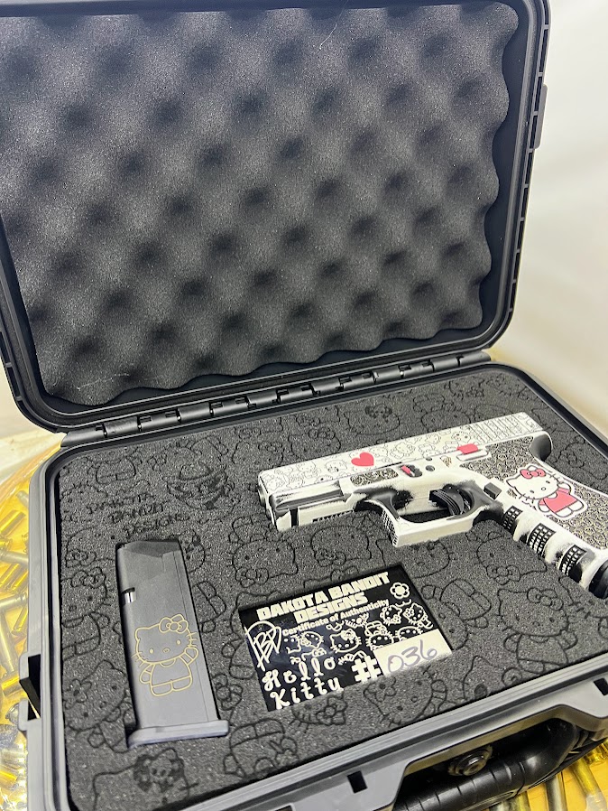Hello Kitty Glock 19