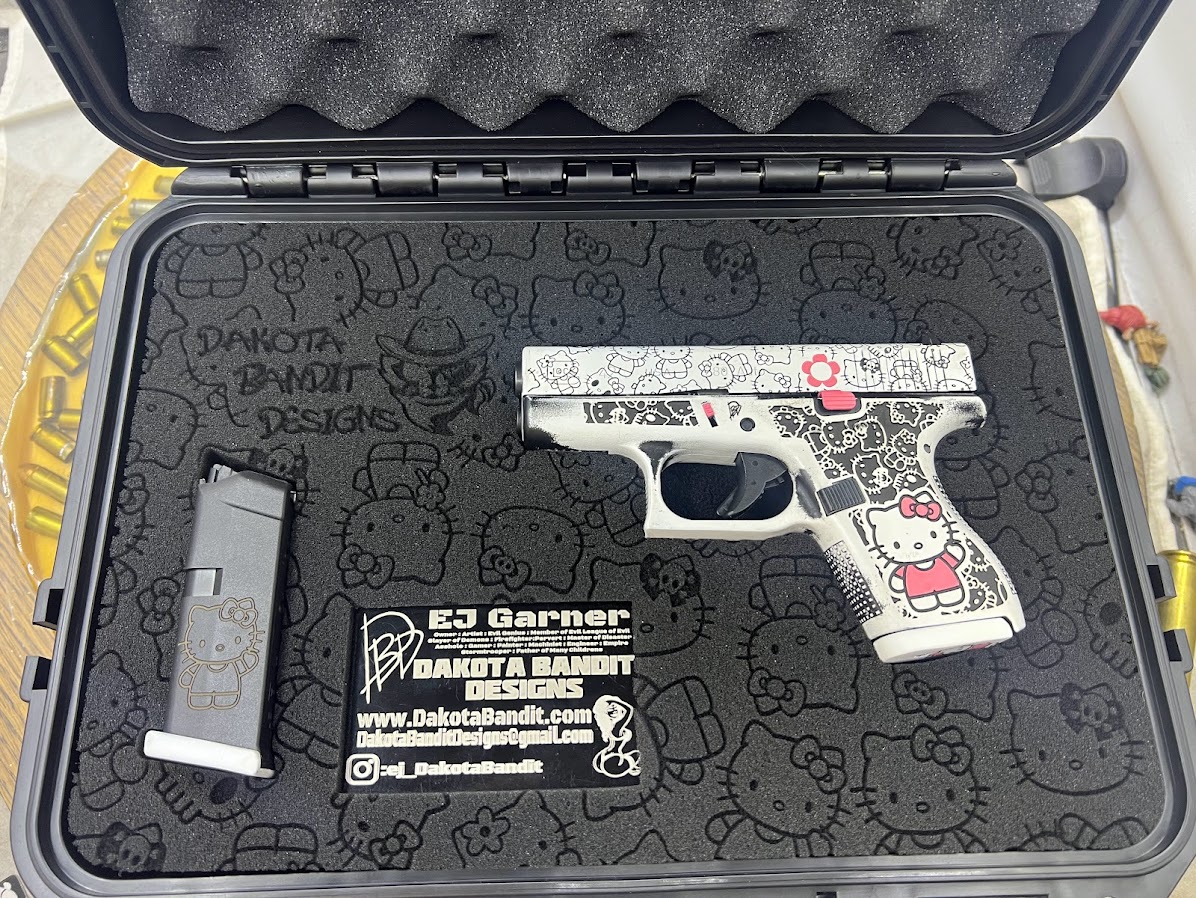 Hello Kitty Glock 42