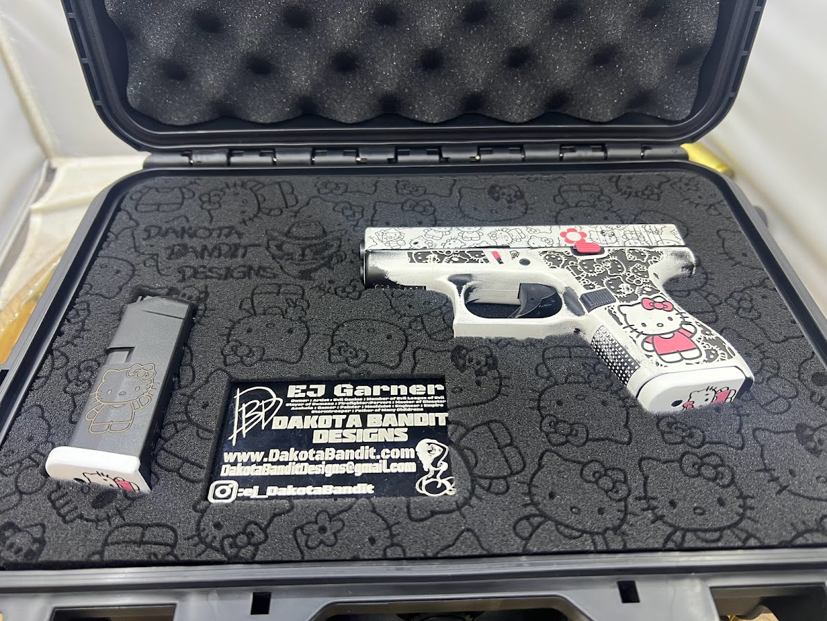 Hello Kitty Glock 42