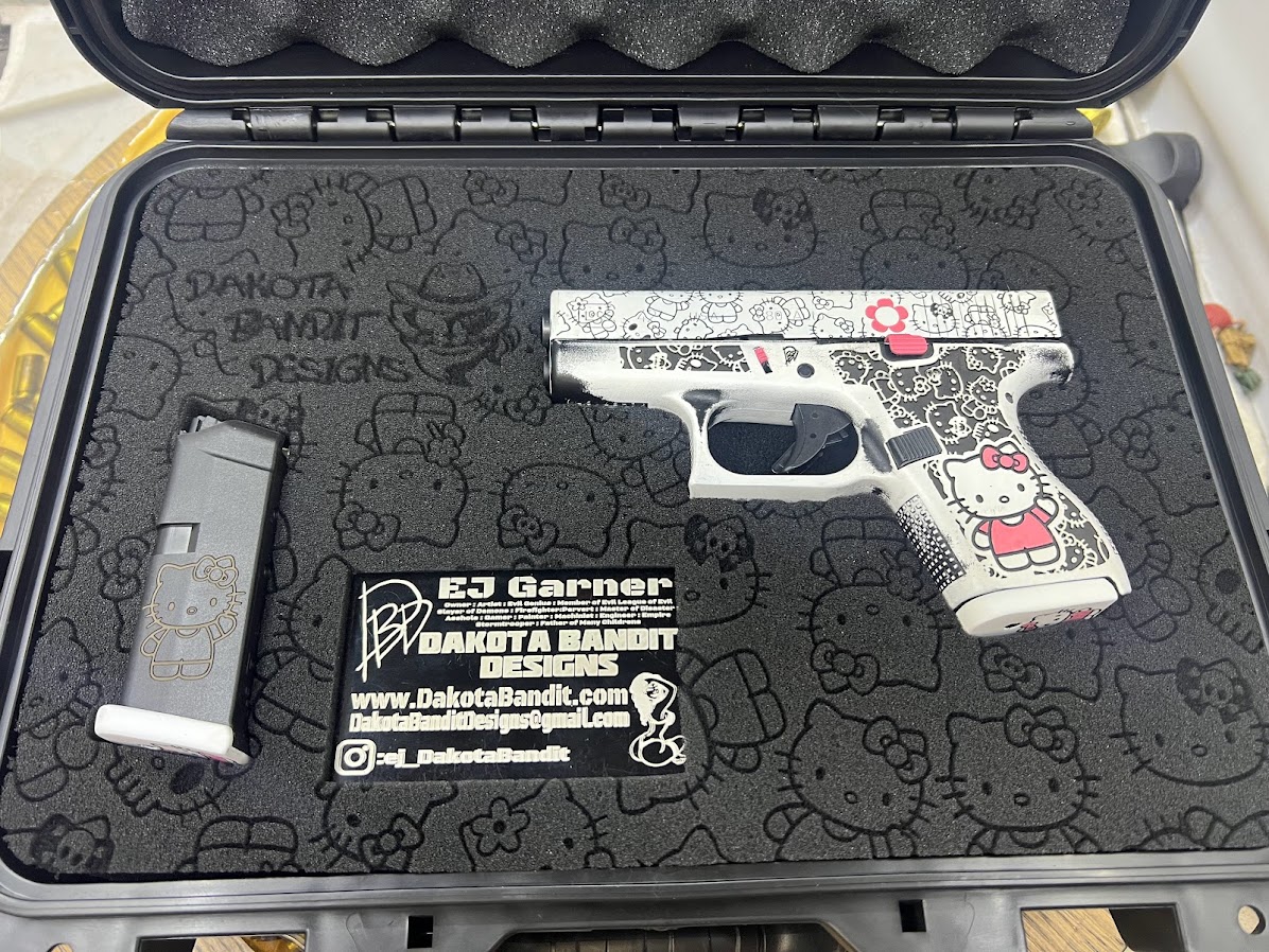 Hello Kitty Glock 42