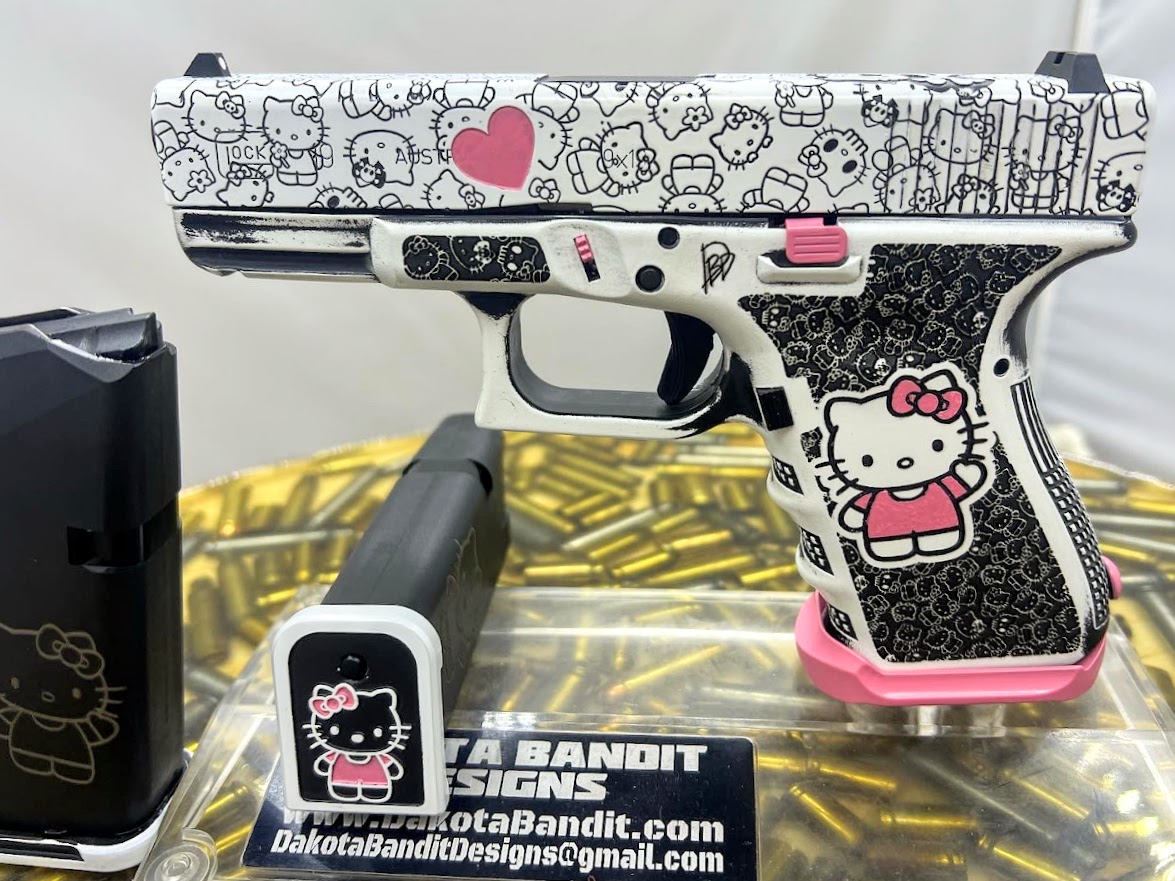 Hello Kitty Glock 19