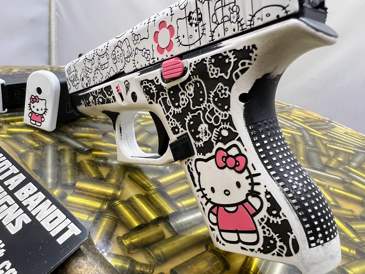 Hello Kitty Glock 42