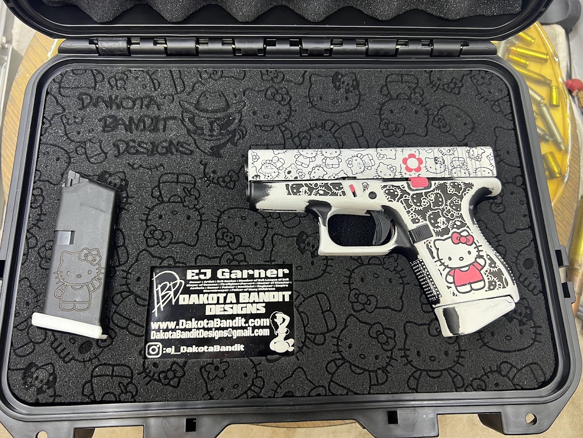 Hello Kitty Glock 43