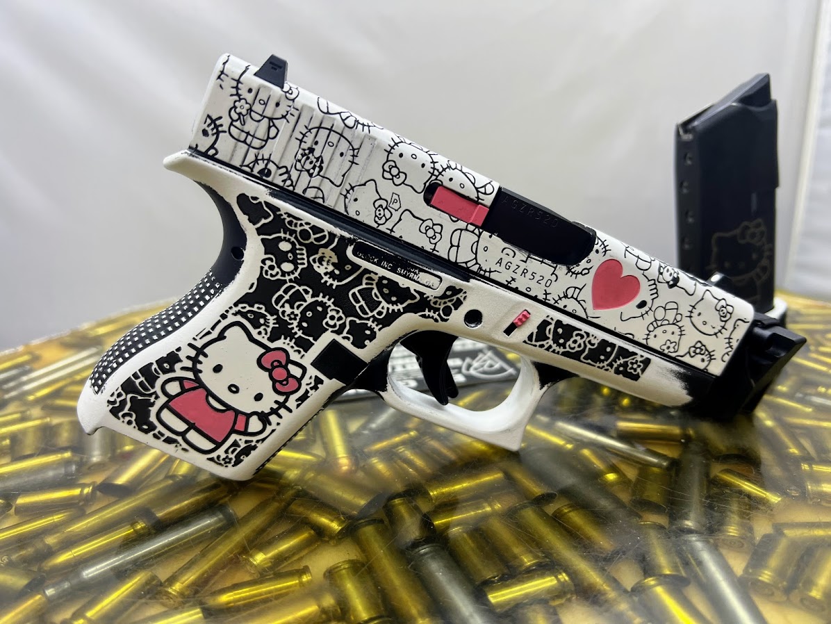 Hello Kitty Glock 43