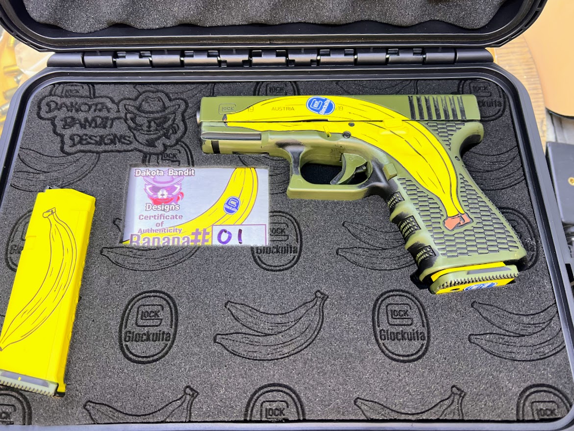 Banana Glock 19