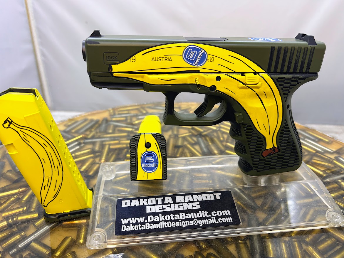 Banana Glock 19