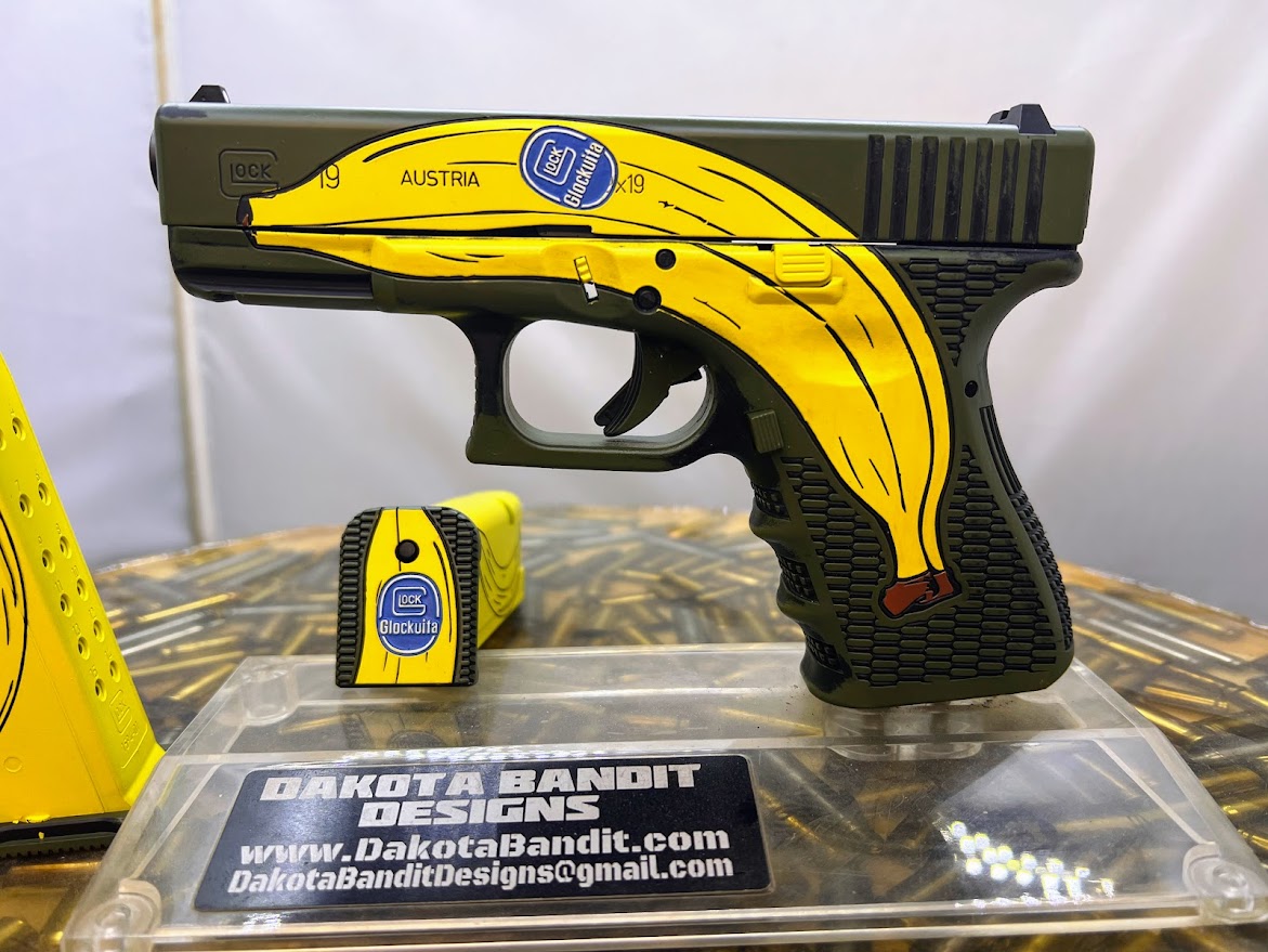 Banana Glock 19