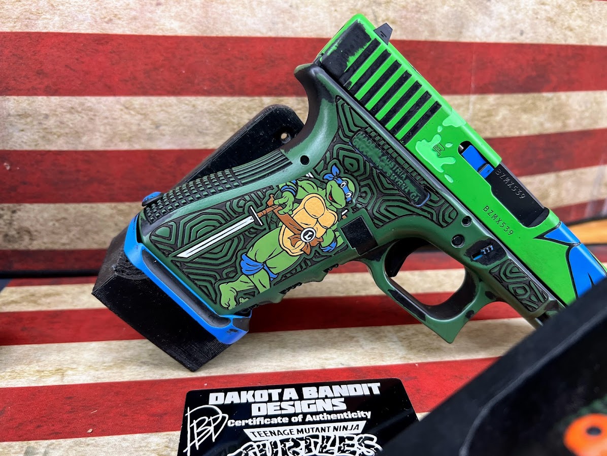 TMNT Leonardo Glock 19