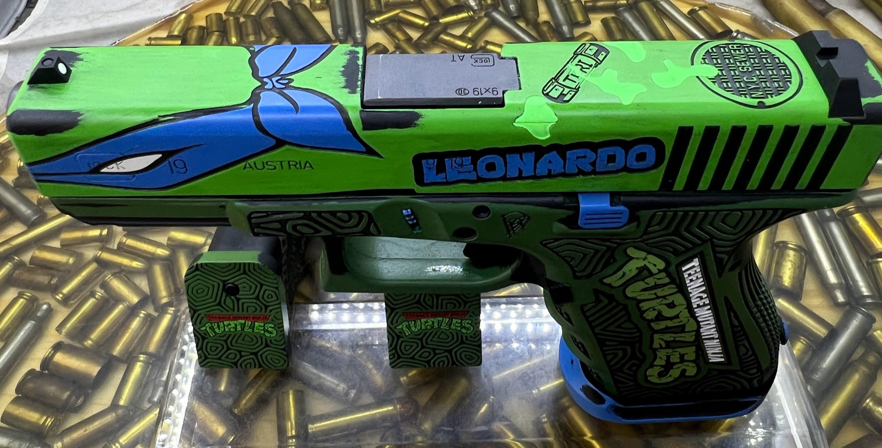 TMNT Leonardo Glock 19